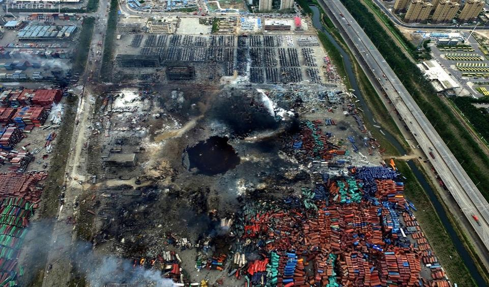 2015年8·12天津滨海新区爆炸事故，造成165人死亡，8人失踪.png